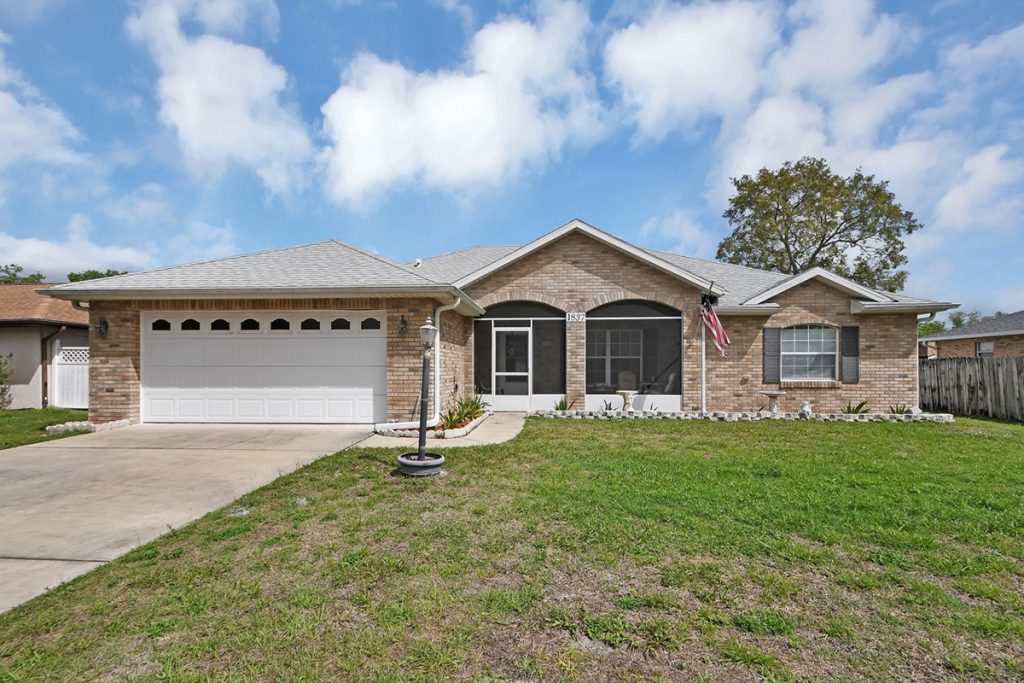 Front shot of 1837 Dublin Road, Deltona, FL